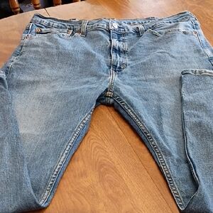 Levi's Men's Relaxed Fit Blue Jeans